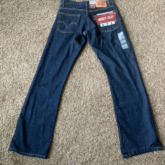 Men’s Levi jeans - Picture 3 of 3